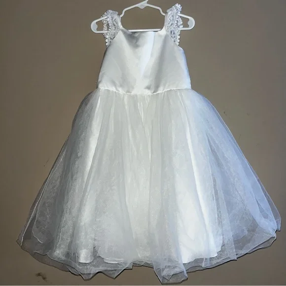 David’s Bridal Flower Girl Dress - Picture 2 of 7